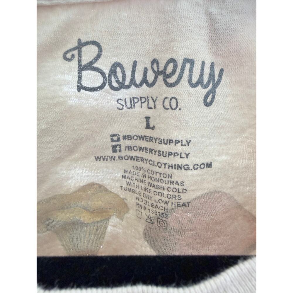 Bowery supply co 100% cotton cropped tee Tshirt mushrooms cottagecore hippie L - Picture 3 of 3